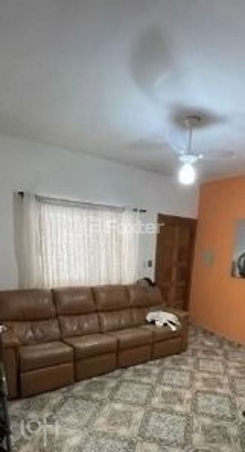 Image 8 - 887615