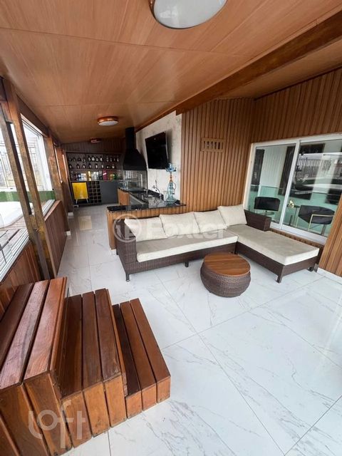 Image 3 - 887619