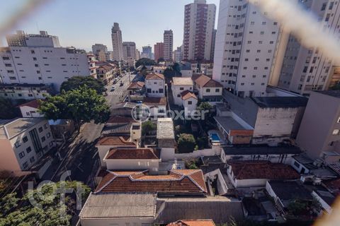 Image 8 - 887642