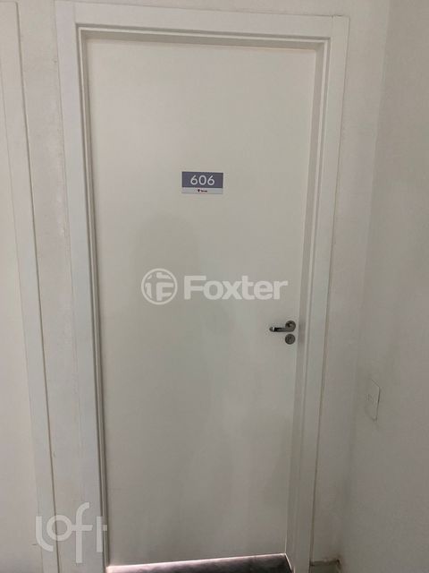 Image 5 - 887655