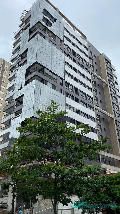 Image 7 - 887667