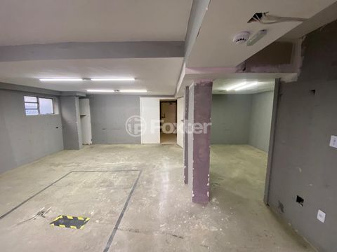 Image 4 - 887714