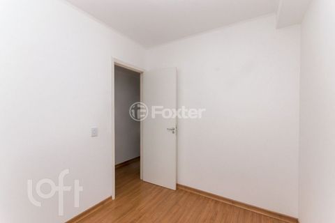 Image 11 - 887716