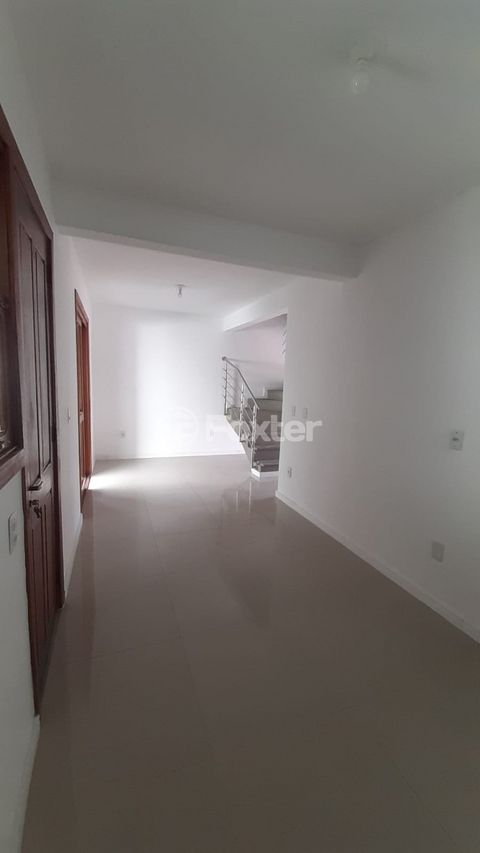 Image 11 - 887723