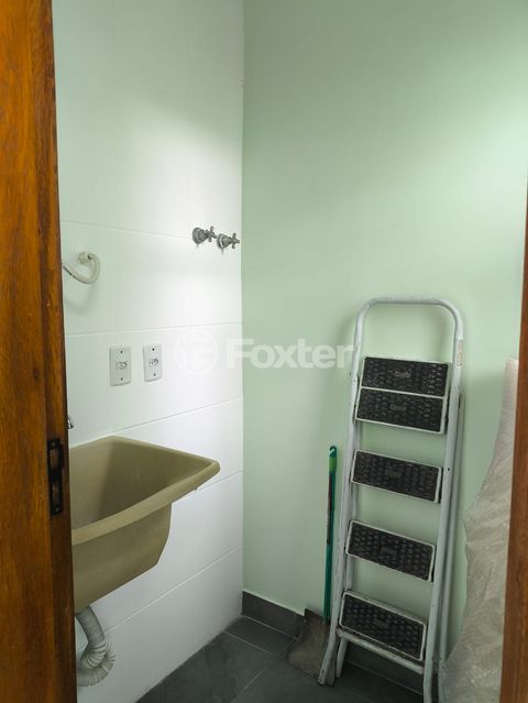 Image 8 - 887723