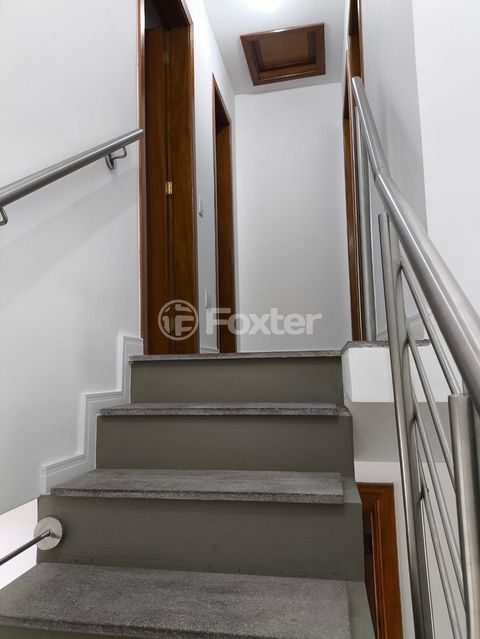 Image 7 - 887723