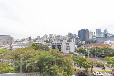 Image 6 - 887732