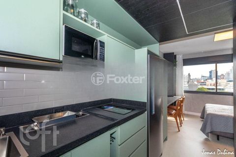 Image 9 - 887732