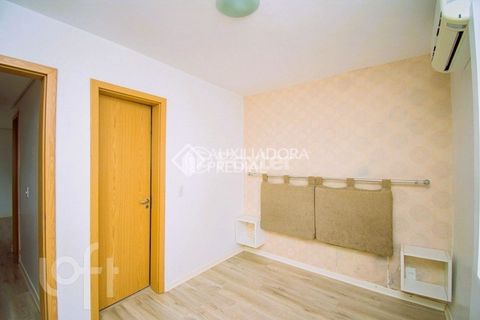 Image 7 - 887757