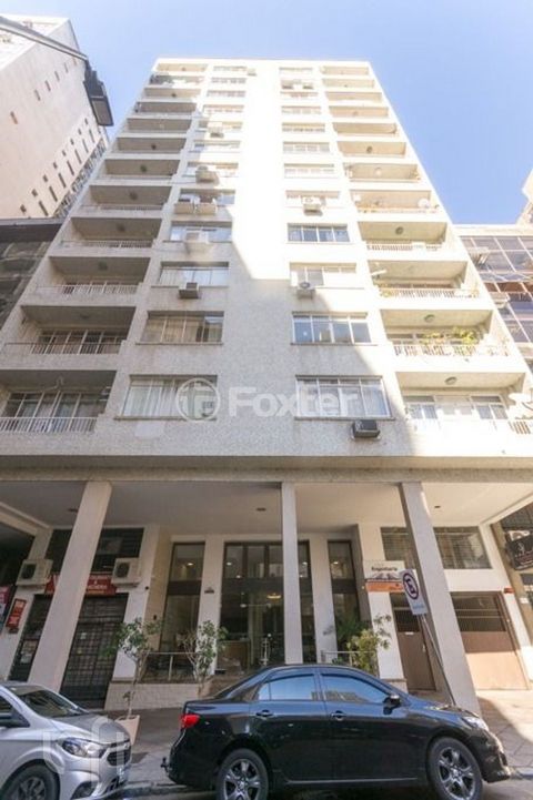 Image 7 - 887758