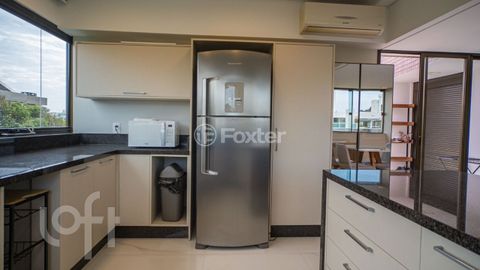 Image 7 - 887765