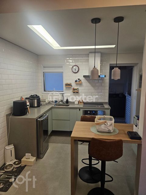 Image 7 - 887766
