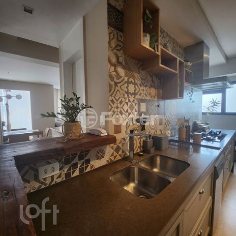 Image 9 - 887797