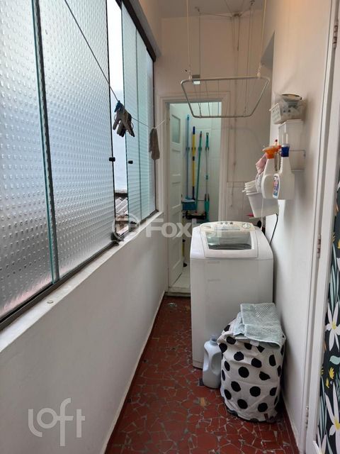 Image 8 - 887833