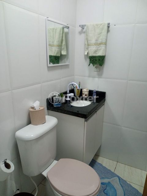 Image 9 - 887844