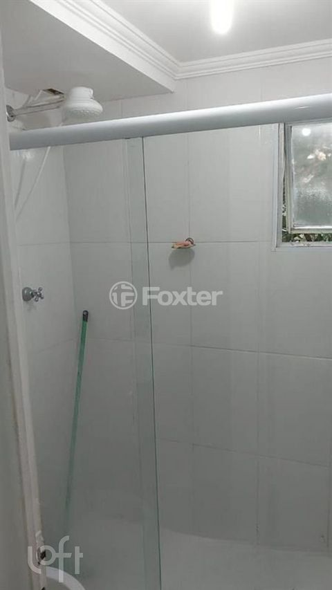 Image 11 - 887845