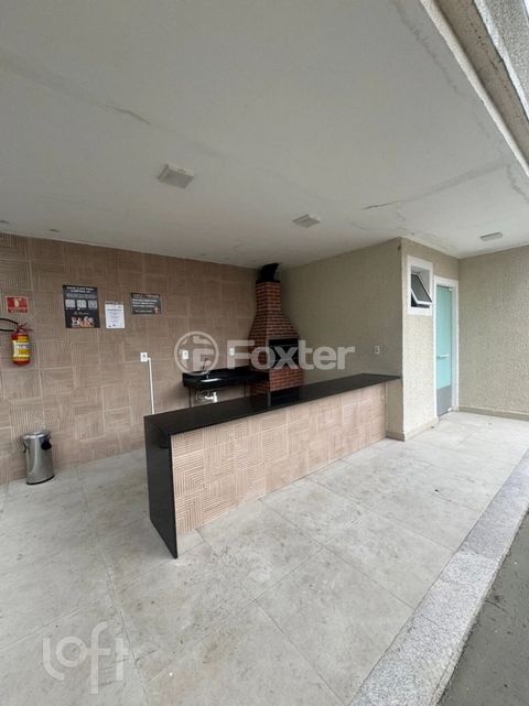 Image 17 - 887851