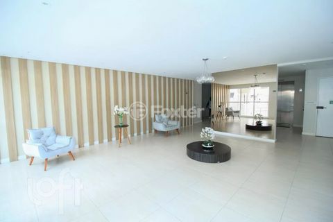 Image 12 - 887855