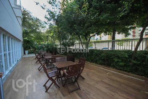 Image 16 - 887855