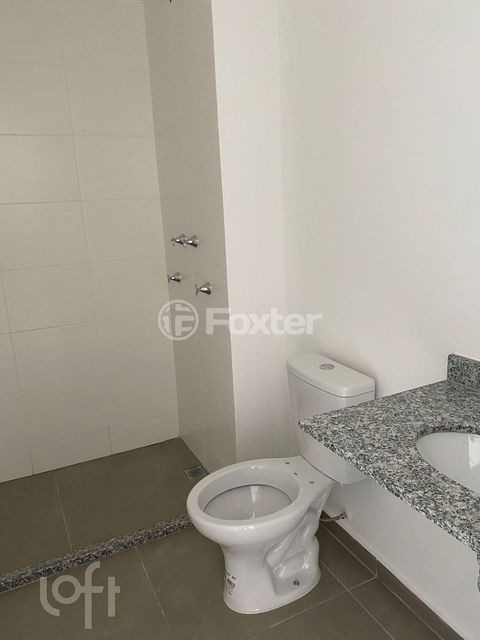 Image 8 - 887857