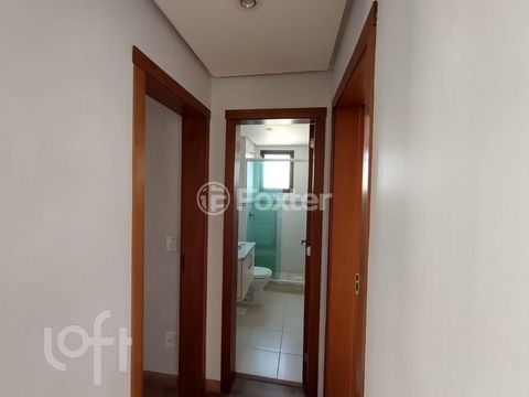 Image 7 - 887860