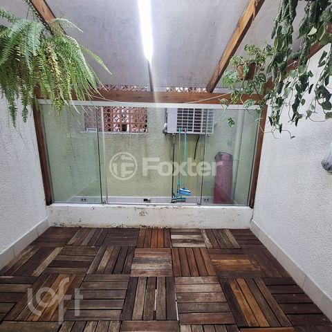 Image 7 - 887879