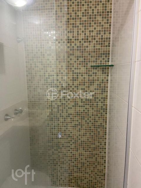 Image 6 - 887885