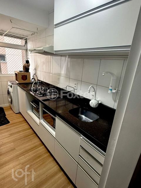 Image 1 - 887900
