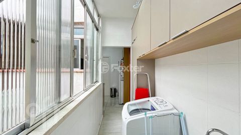 Image 11 - 887903