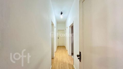 Image 16 - 887903