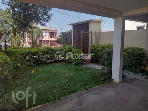 Image 17 - 887915