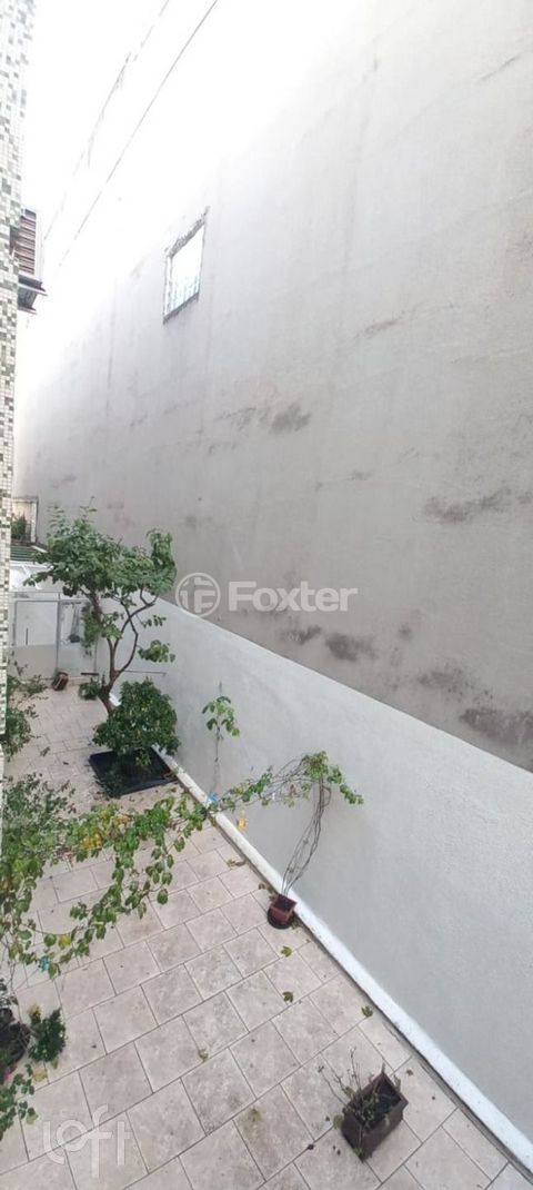 Image 13 - 887921