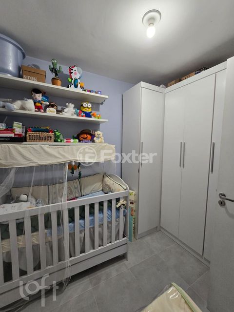 Image 8 - 887930