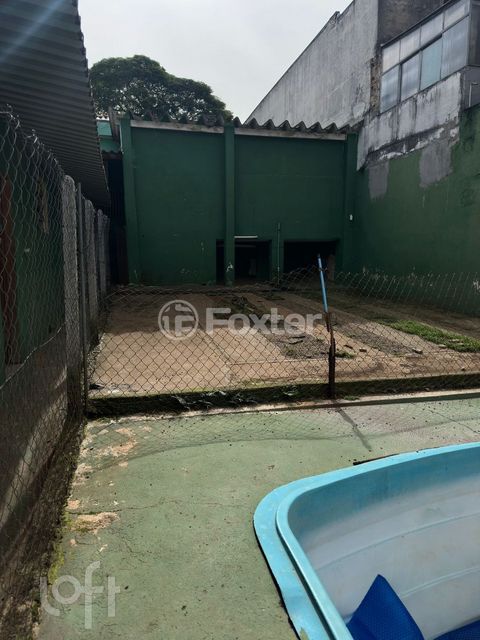 Image 6 - 887944