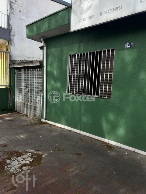 Image 7 - 887944