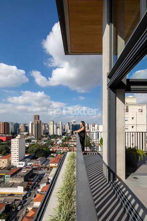 Image 19 - 887954