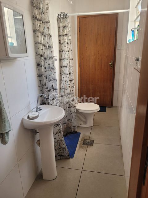 Image 7 - 887960