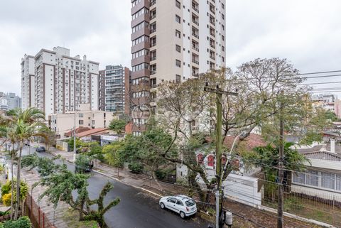 Image 7 - 887973
