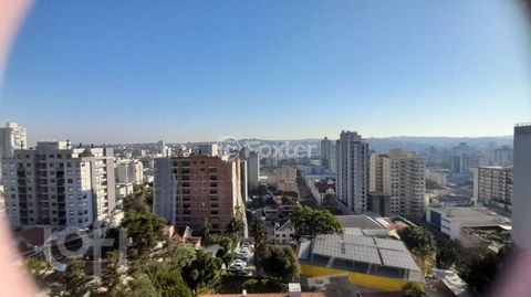 Image 3 - 887980