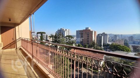 Image 7 - 887980