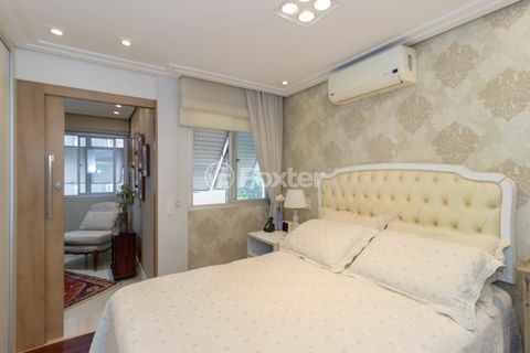 Image 7 - 887996