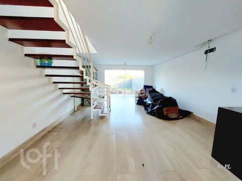 Image 4 - 888047