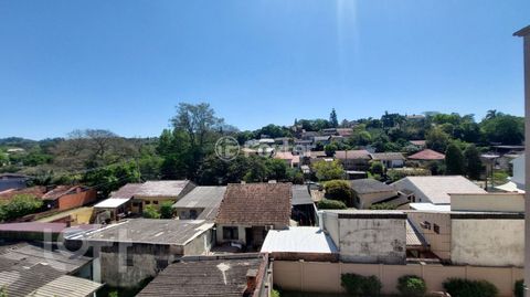 Image 9 - 888052