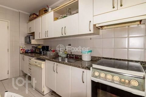 Image 7 - 888081
