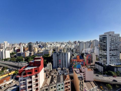 Image 14 - 888088