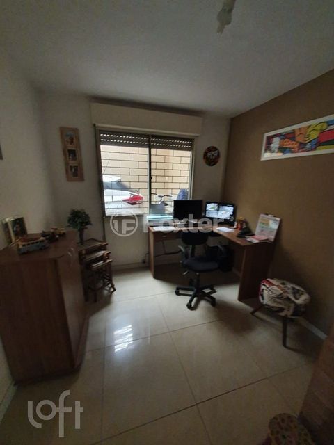 Image 10 - 888096