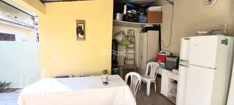 Image 19 - 888102