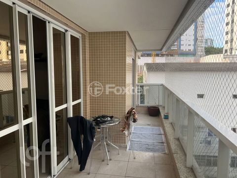Image 7 - 888103