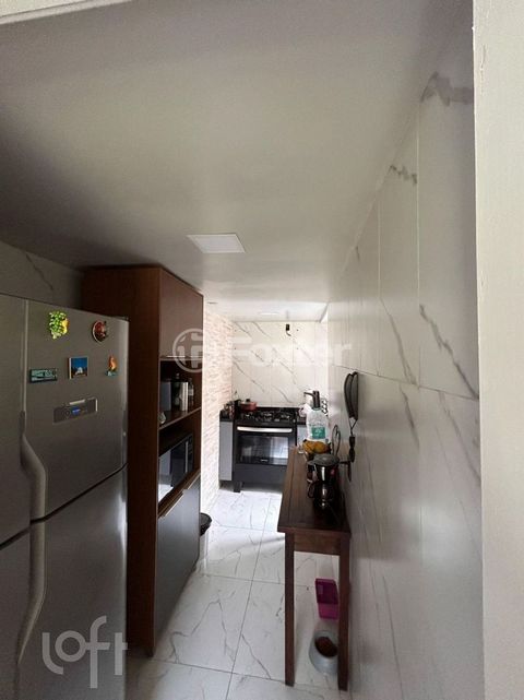 Image 5 - 888120