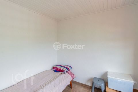 Image 15 - 888125